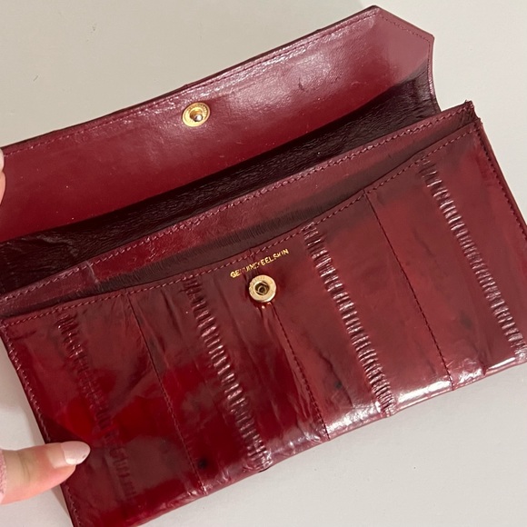 Vintage 80s Red Eel Skin Flap Zip Snap Wallet - Picture 4 of 6